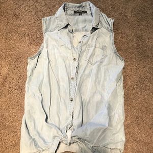 Chambray tank with tie
